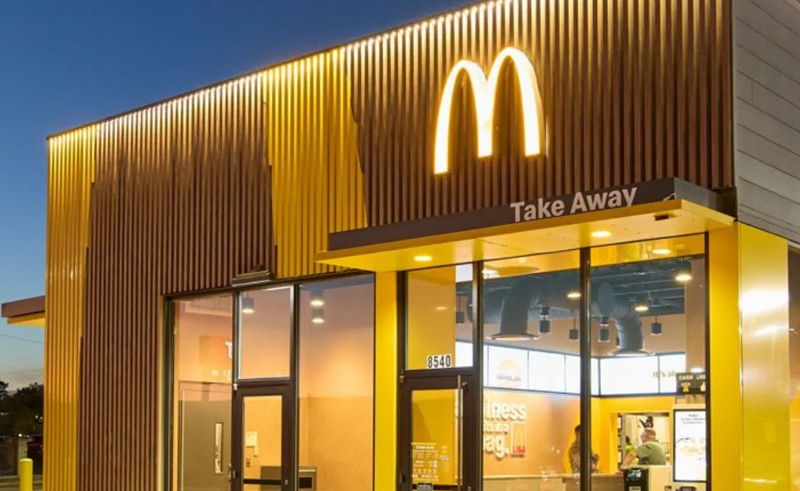Explore the advanced technology within McDonald’s Drive Thrurestaurants and uncover its five cutting-edge features.